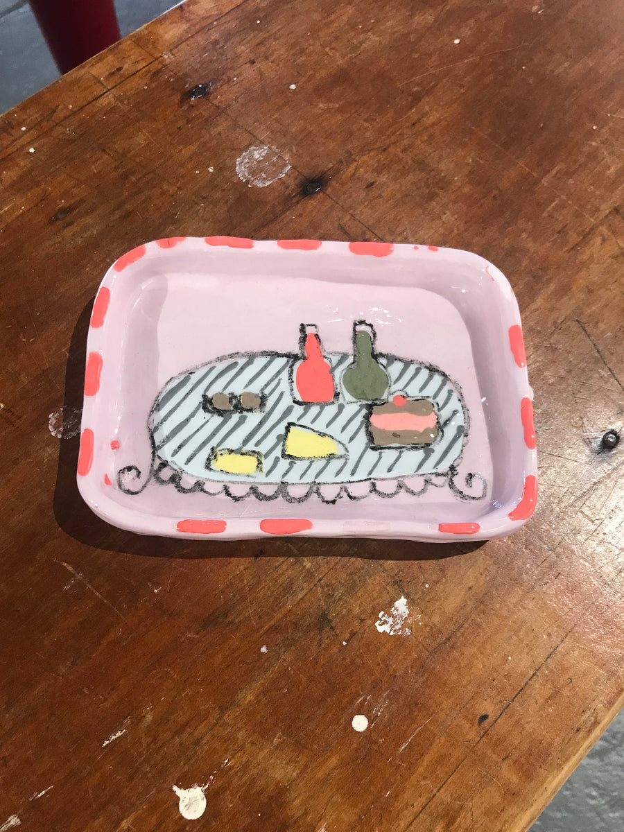 Hannah Goggs | The Moody Rabbit  - Tablewear Dish (L)