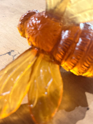 Luke Jacomb Studio - Bee (Wings Out - Kelp)