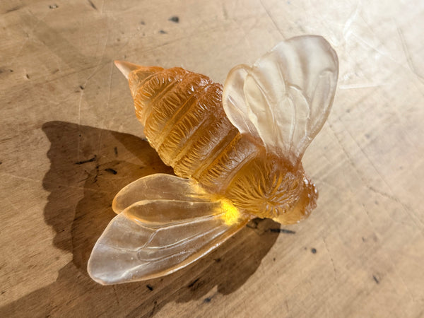 Luke Jacomb Studio - Bee (Semillon)