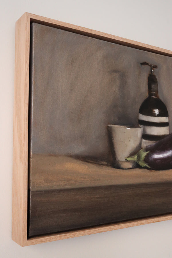 Jessica Olpp - Aubergine, tasse et distributeur de savon