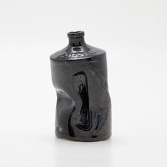 Austin Flowers - ginful (glossy black)