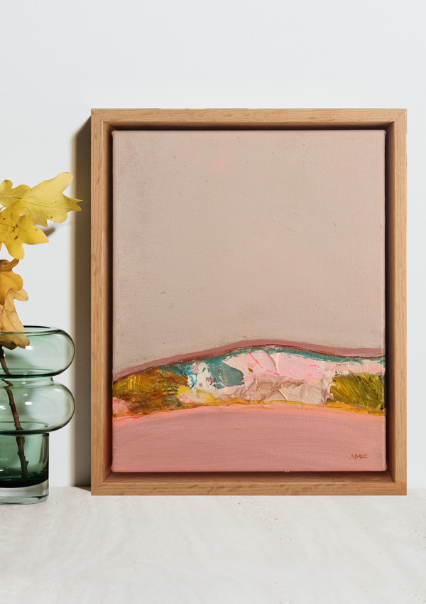 Amie de Hoog  - Beachy Bright