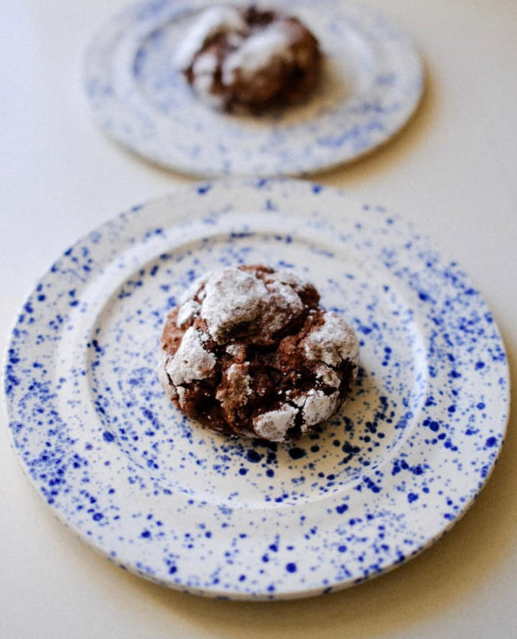 Kleyn Ceramics - Blue Speckle plate (mustard well - large)