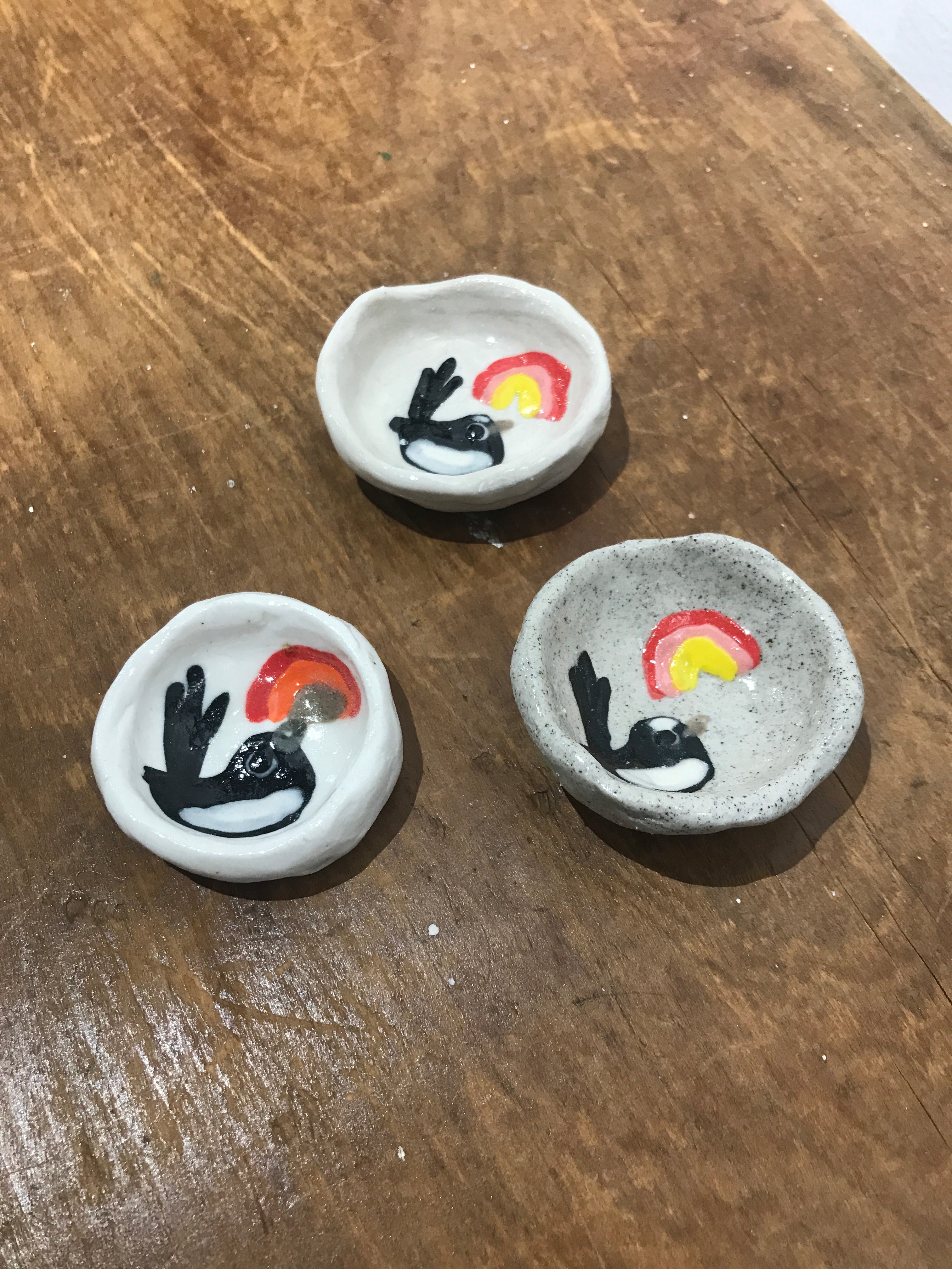 Hannah Goggs | The Moody Rabbit  - Willie Wagtail (ring dishes) (item #19)