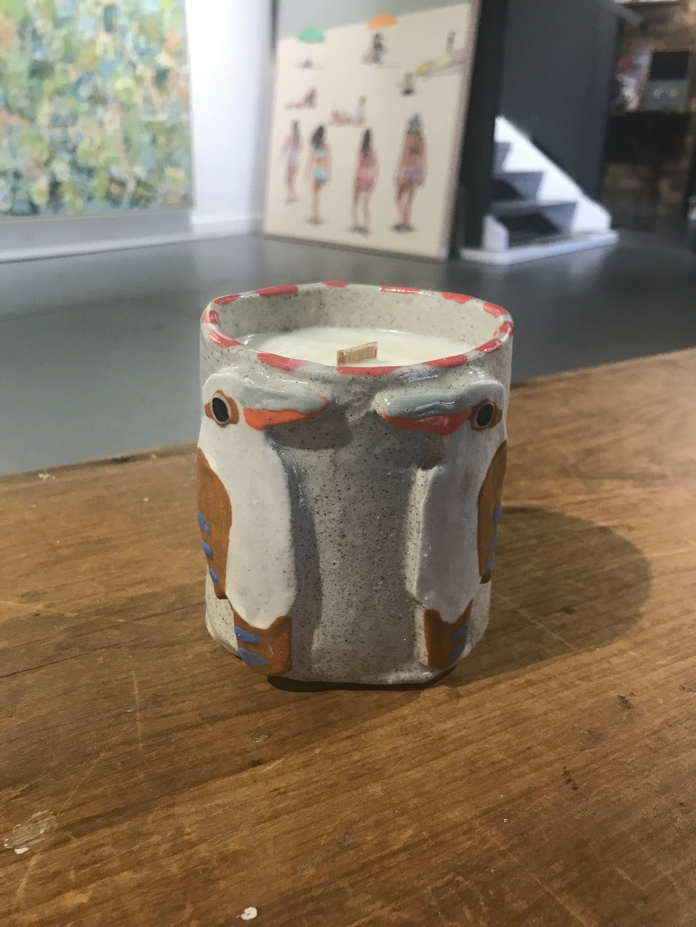 Hannah Goggs | The Moody Rabbit  - Grey Kookaburra Candle
