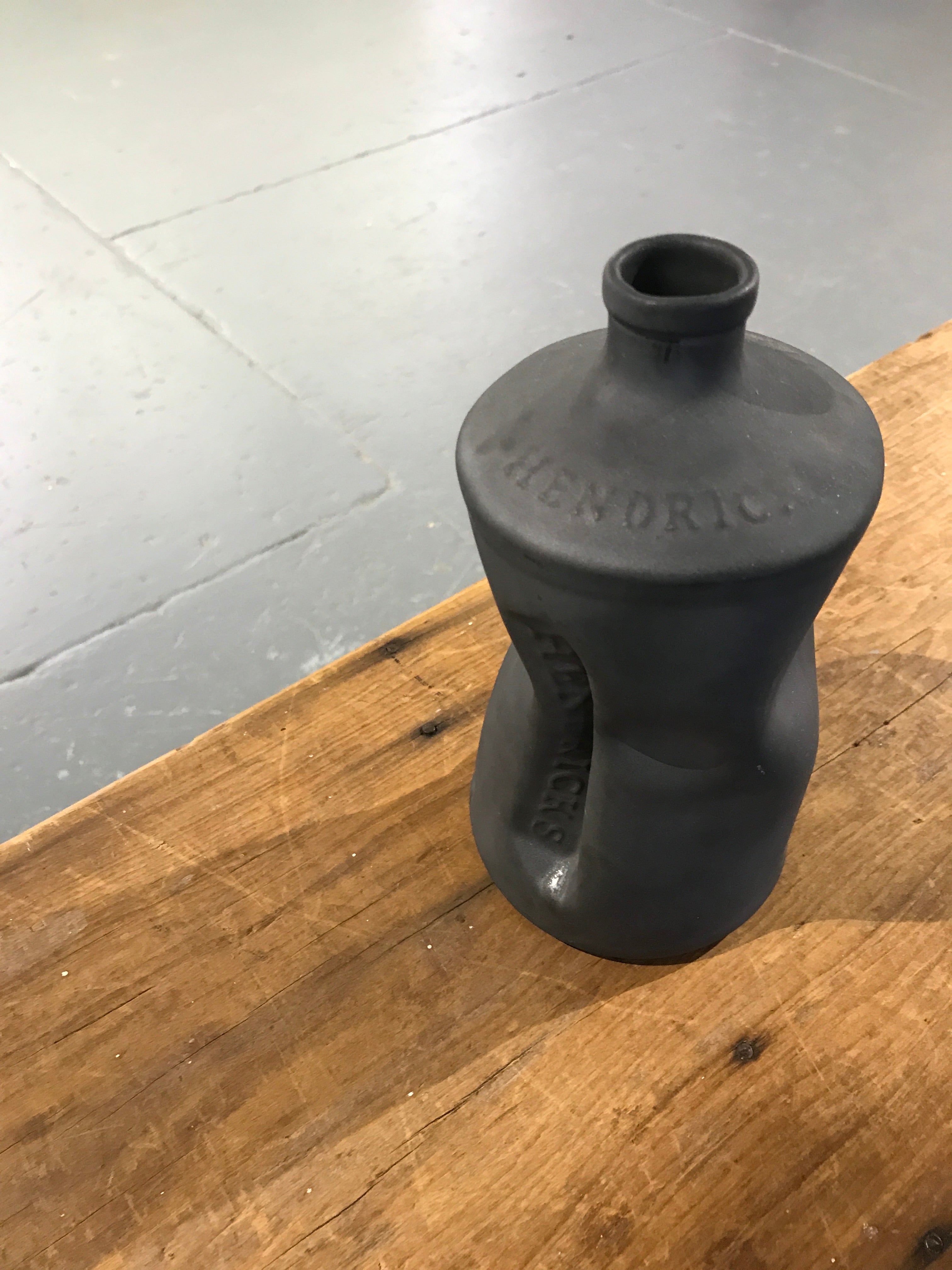 Austin Flowers - ginful (black matt)