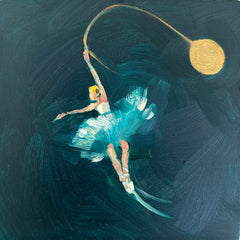 Zory McGrath - Little ballerina with gold balloon / dark green