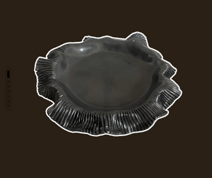 Thompson Lane - Large Dish (black)