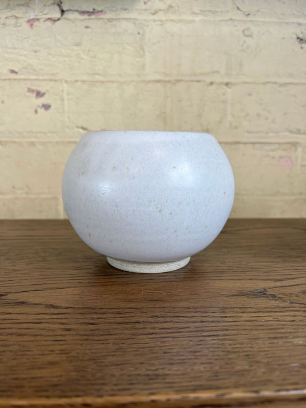 White Vessel V - Larissa Warren - Ratbag Studios